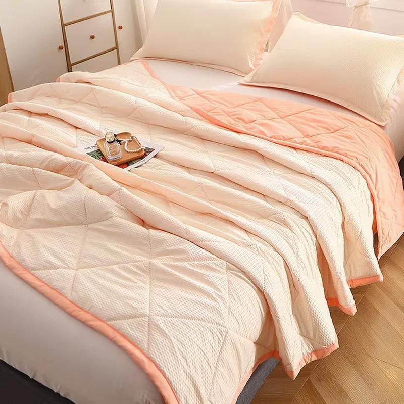 Trendy Hot - Season Bedding: Lightweight Single Summer Quilt, Breathable & Perfect for Air - Conditioned Rooms, College Students