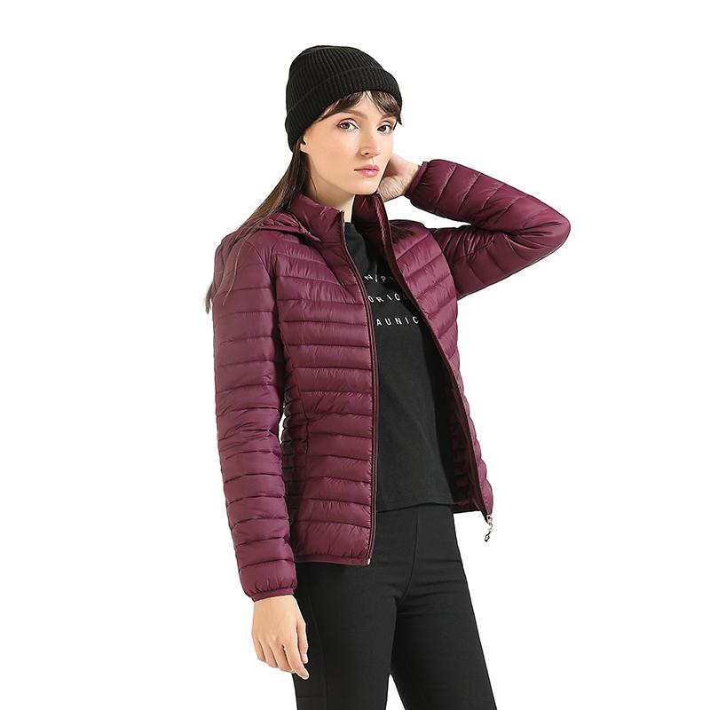 Women Fashion Ultralight Padded Puffer Jacket Coat Lady Soild Lightweight Warm Outwear with Detachable Hood Storage Bag