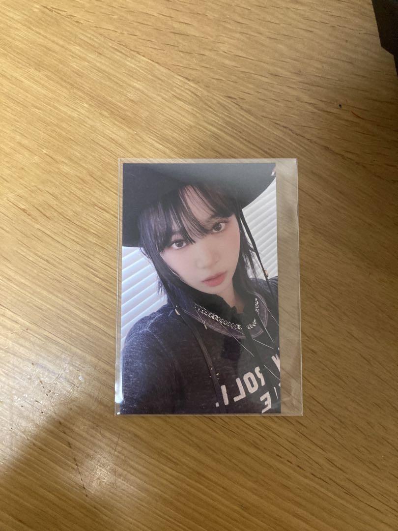 

[USED] LE SSERAFIM HMV Rakidro Chaewon