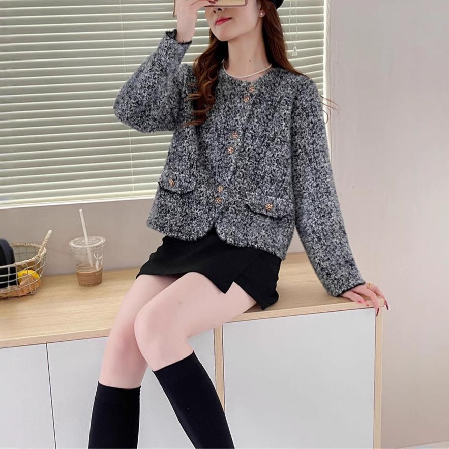 2024 Autumn/Winter Women's Faux Mink Coat: Chic, Versatile, Short Sweater-Style with Fragrance-Inspired Design