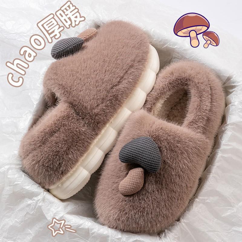 Men's and Women's Thickened Cotton Slippers: Fleece-Lined, Heel-Covering, Warm Indoor Shoes for Winter.