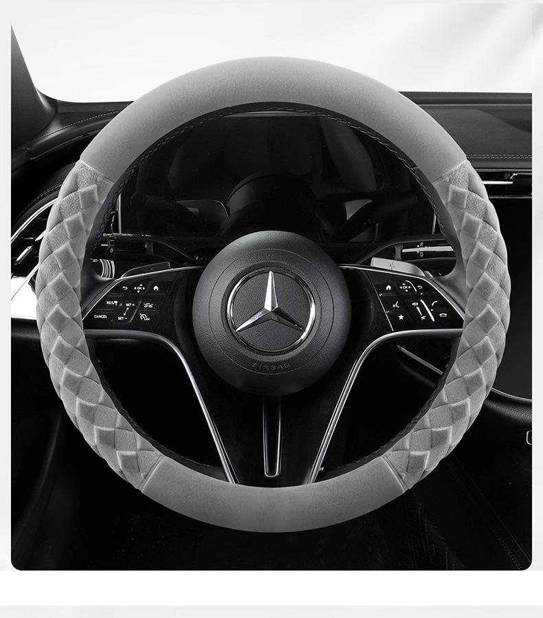 Plush Non-Slip Winter Steering Wheel Cover: Warm, High-End, Free Hand Stitching