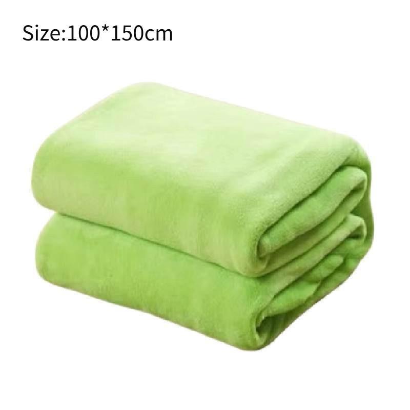 Lightweight Flannel Polyester Blanket In Various Colors For Modern Style Bedrooms