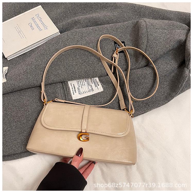 Retro soft leather shoulder armpit bag women's 2025 new versatile fashion handbag casual baguette bag