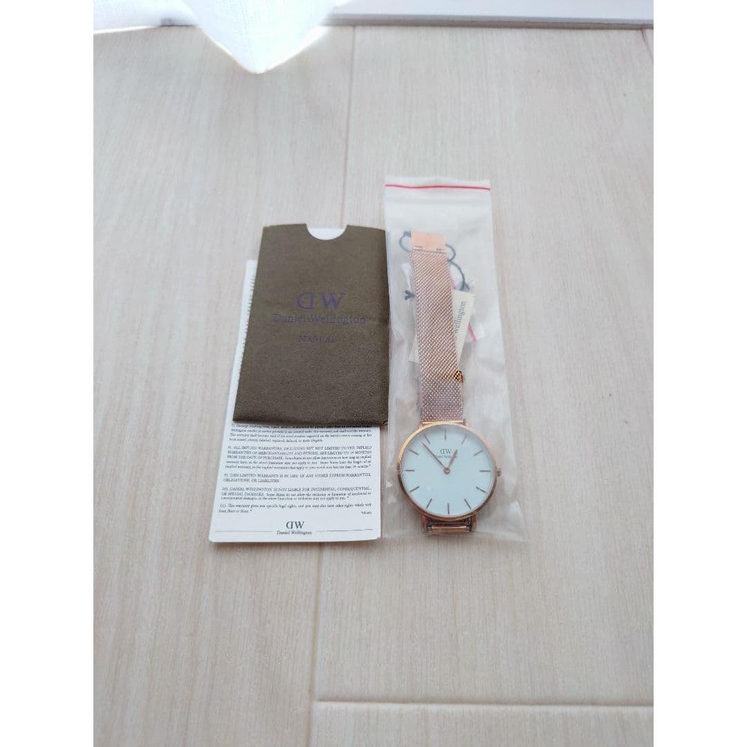 Used Daniel Wellington watch rose gold