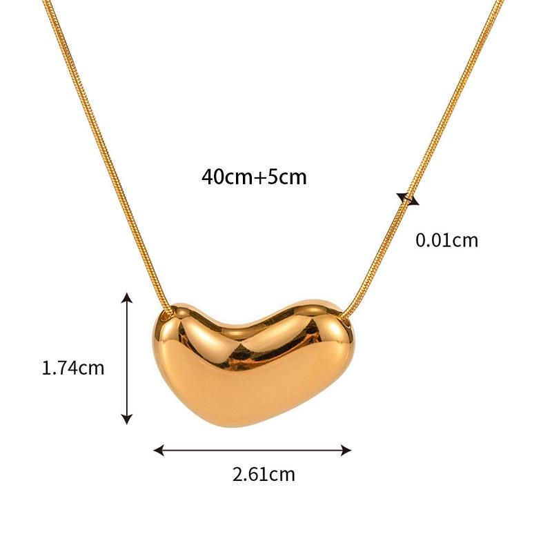 New Arrival 18K Gold Stainless Steel Heart Shaped Pendant Necklace Classic Vintage Style for Wedding Holiday Parties