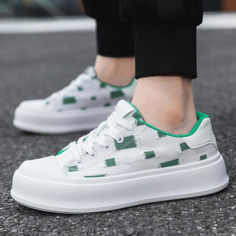 

Маленькие белые туфли подростковый тренд лето новый дышащий холщовый обувь мужской корейская версия толстая подошва увеличивающая рост модные повседневные кеды 39