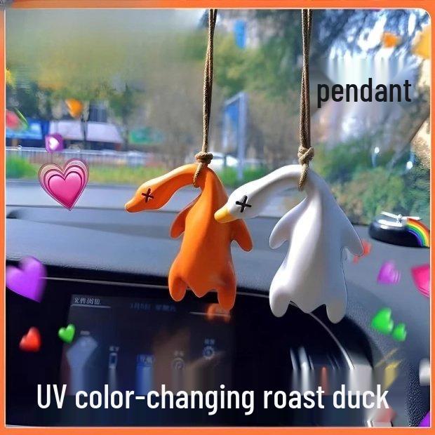 Color-Changing Roast Duck Pendant: UV and Light-Activated Keychain, Fun and Creative Technological Toy.