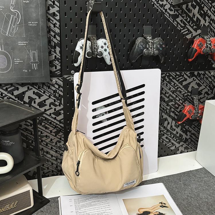 New women's fashion dumpling bag simple versatile waterproof large capacity nylon cloth shoulder messenger bag
