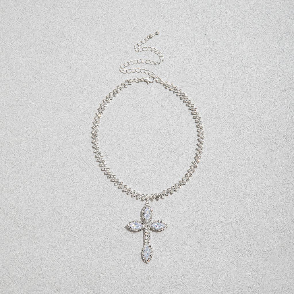 New Retro Virgin Mary Pendant Cross Necklace for Women's Fashion, New Trendy Pendant Accessory