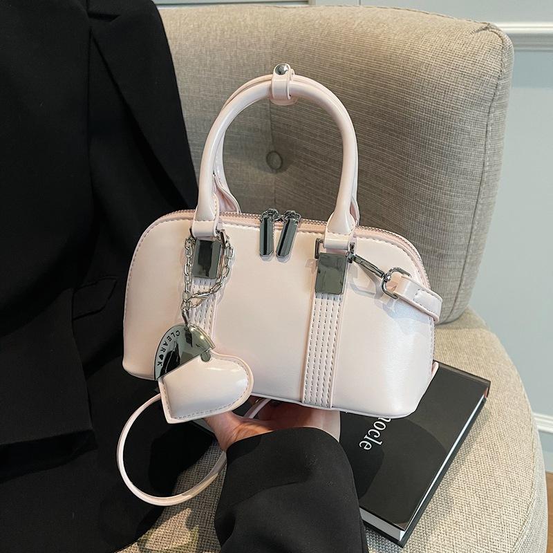 Korean Version Niche Design Simple and Versatile Portable Commuter Bag Women's 2025 Spring New Fashion Casual Messenger Bag