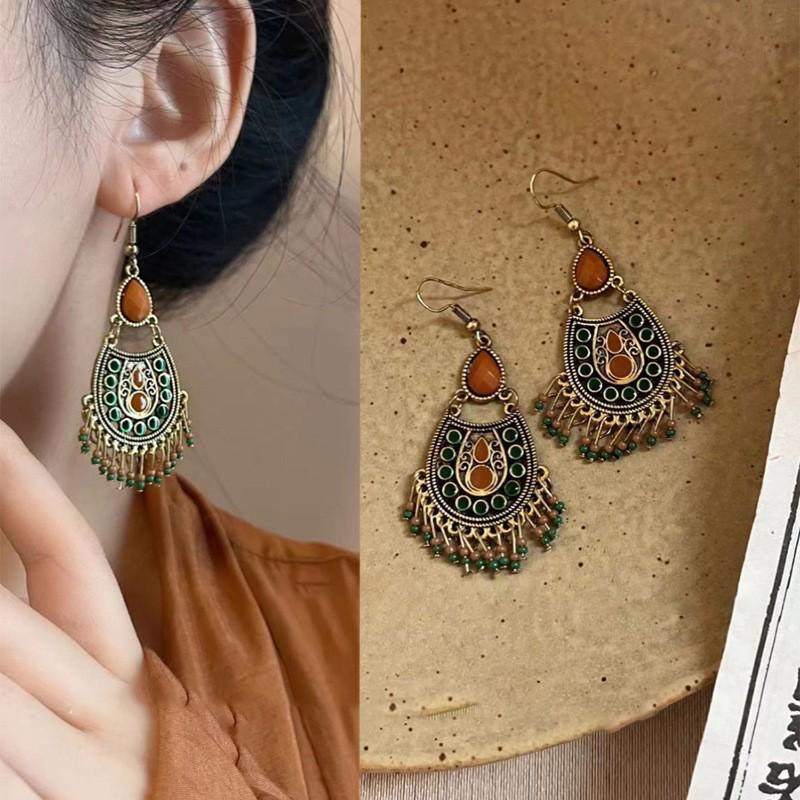 Bohemian Tassel Earrings: Ethnic Style, Versatile Travel Accessories