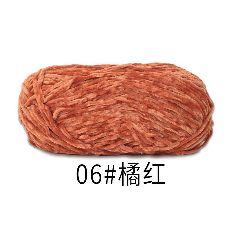 100% Polyester Chenille DIY Crochet Scarf and Shoes Hand-Made with Dye Pattern Use for Weaving Features Violet Bear Hook