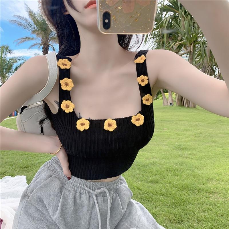 Small and Fresh Three-dimensional Flower Knitted Suspender Vest for Women In Summer Wear Short Sleeveless Sexy Hot Girl Top