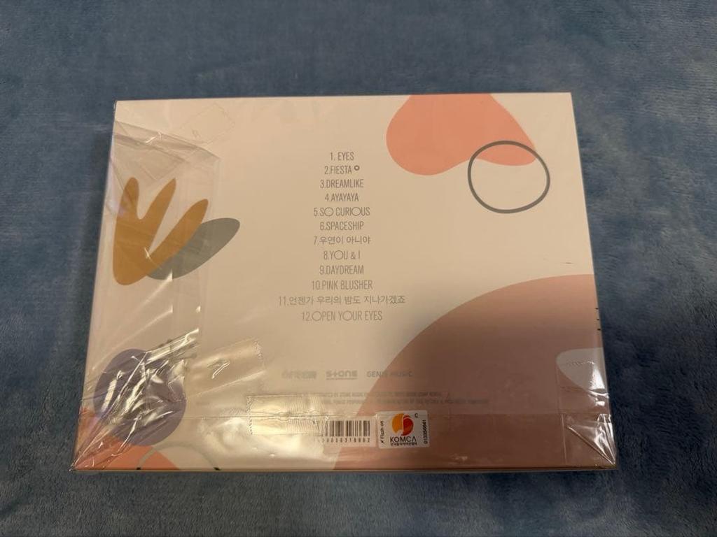 [USED] IZ*ONE BLOOM*IZ Kim Minju Autographed