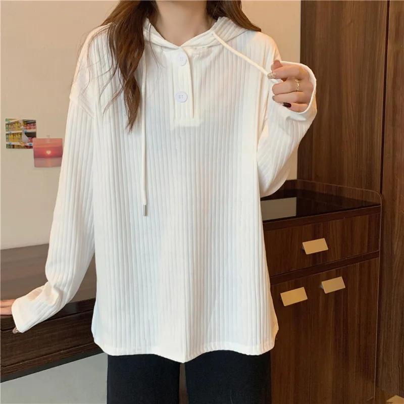 Plus Size T-skjorte Kvinner Hette Høst Kvinner Liten knapp V-hals Langermet bunnskjorte Hundre Loose Casual Topper
