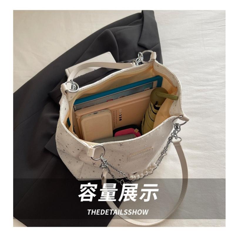 1Pc  Trend Fashion Bag Temperament Versatile Large Capacity Casual Handheld Student Commuter Underarm Bag