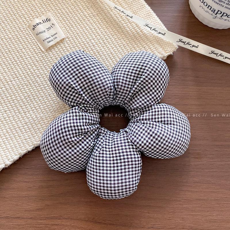 

Korean flower large intestine hair band three-dimensional sponge vacation wind hair rope low ponytail ball head hair accessories
