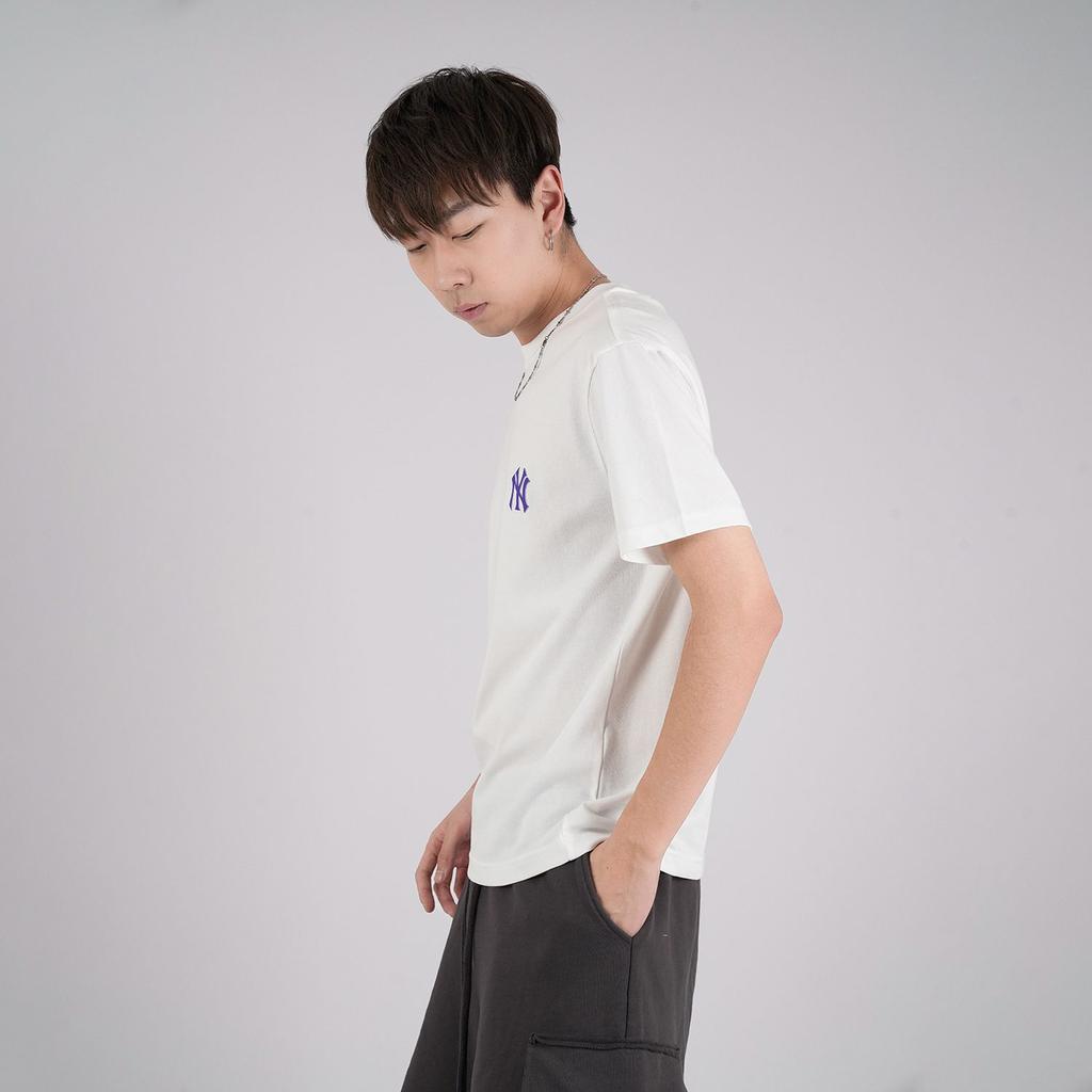 MLB New York Yankees T Shirts Unisex White Crew Neck Moderate Straight Fit 31TS11131-50W