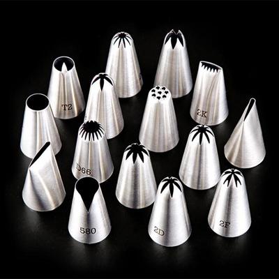 Korean Cake Decorating Nozzle Set with Piping Bags