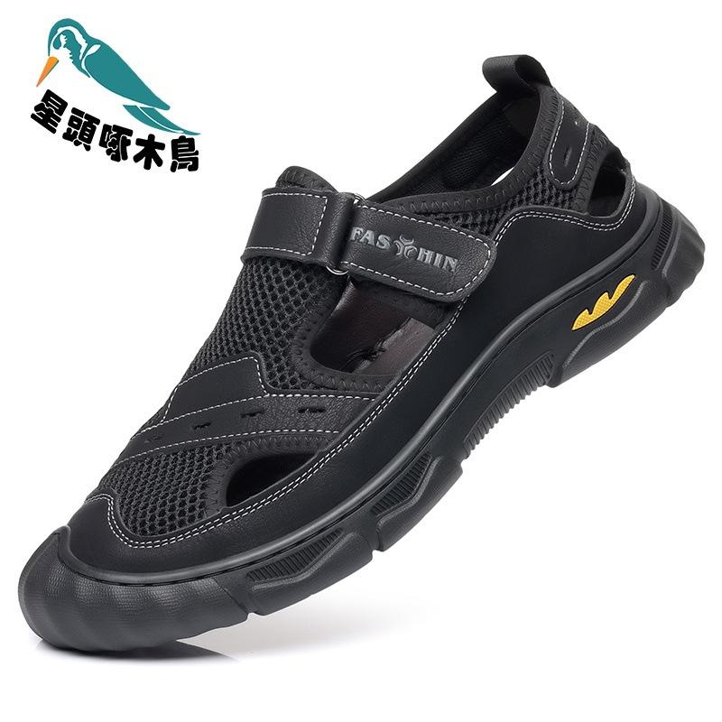 Sommer 2025 Oberbekleidung atmungsaktive Mesh-Sandalen Low-Top hohle lässige Lochschuhe Strand-Reisesandalen