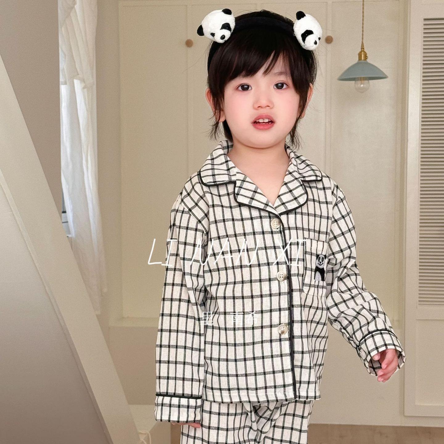 

Children s Spring Pajama Set - Cartoon Embroidered, Turn-Down Collar, with Pockets. Item 85011d. 110 cm