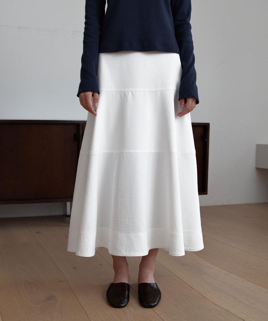 38 Come On Common Pure Tiered Midi Skirts (White)