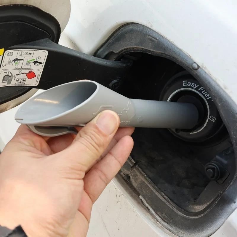 Palivový trychtýř Univerzální nouzové olejové zařízení Univerzální kuželová násypka pro Ford 1833948 1782177 2050651 8U5A17B068BB Diesel Cars