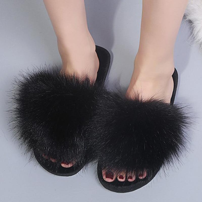 Fashion Women's Fashion Fluffy Faux Fur Slippers Winter Warm Comfortable House Slippers for Women Solid Color Soft Plush Indoor Slides
