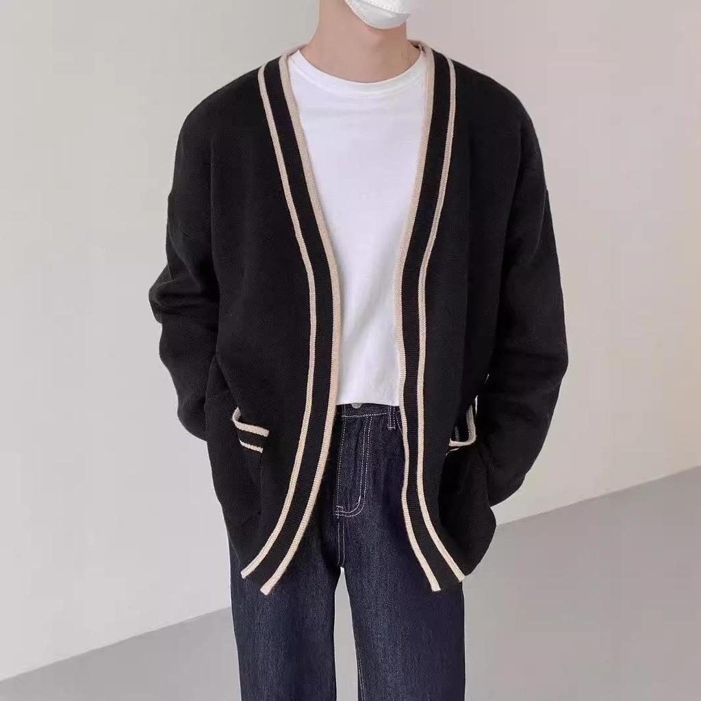 Men's V-Neck Cardigan Sweater: Casual Korean Style, Loose Fit for Spring and Autumn