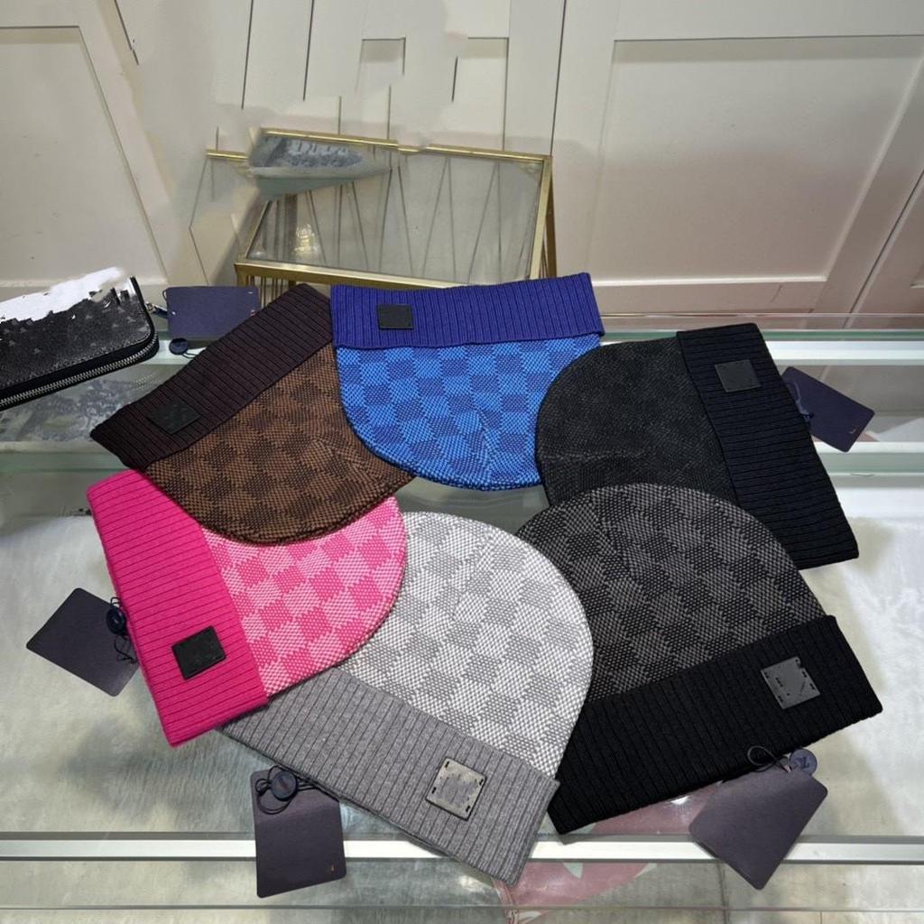 Unisex Winter Wool Black Knitted Hat for Outdoor Warmth