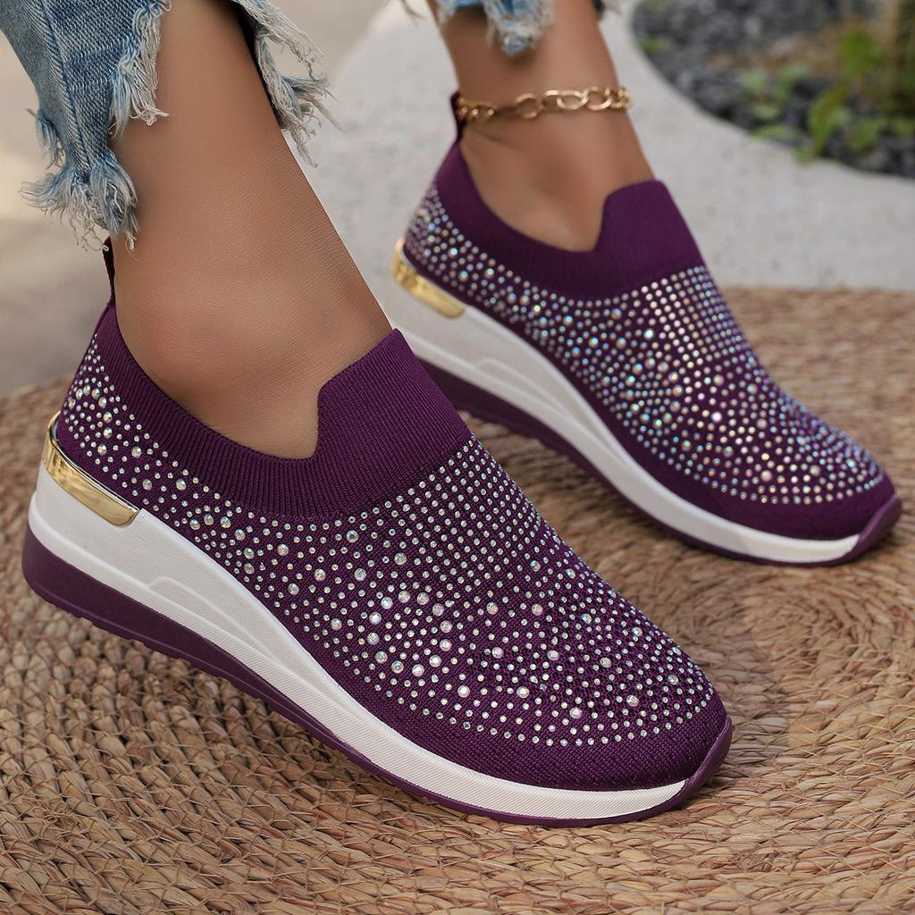 2026 Autumn Fashion New Women's Solid Color Simple Slip-On Rhinestone Decorated Breathable Sneakers