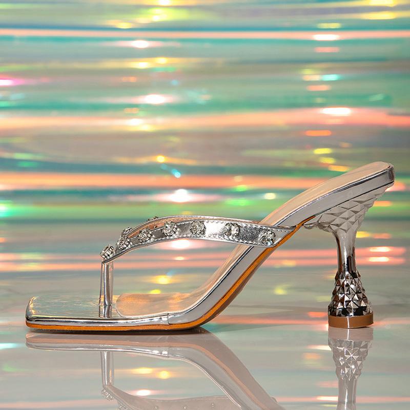 Fashion Liyke Summer 8.5CM Women Slipper Sandal Fashion Crystal Rivets Strap Designer Slide Shoes Clip Toe Strange High Heels Flip Flops