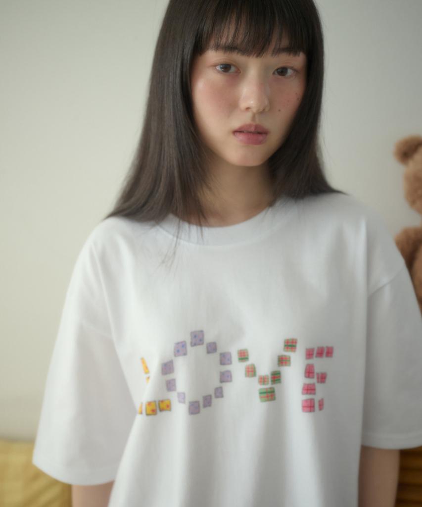 AMBLER Crayon Love Graphic Short Sleeve T-Shirt As1302 (White)