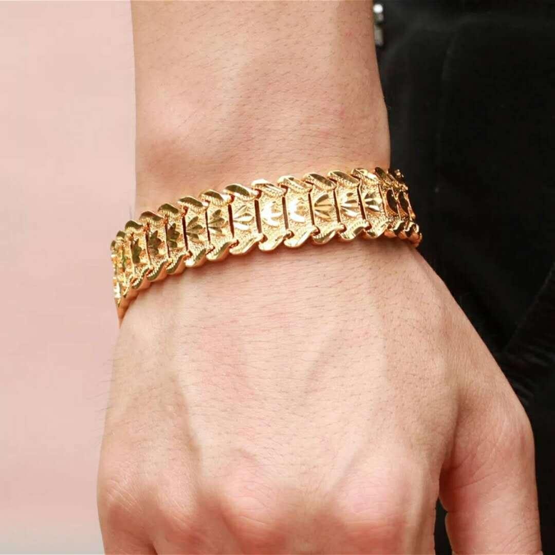 Крупные браслеты. Самый дорогой браслет в мире. Браслет. Браслет с бриллиантами. Золотой браслет женский.