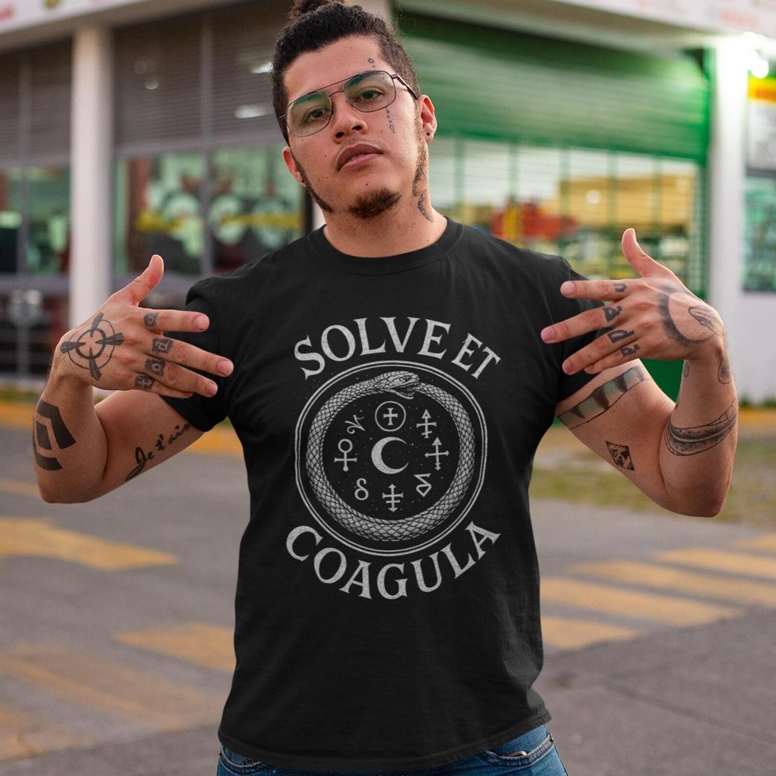Solve et Coagula T-Shirt: Alchemy Occult Design | Ouroboros Symbol Tee | Gothic Esoteric Gift for Magick, Hermeticism Lovers L