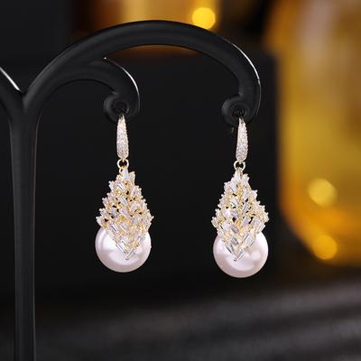 2022 Trendy Pearl Dangler Women Luxury Wedding Jewellery Gold-Plated Cubic Zirconia Stud Earring Brand Design Ear Hook