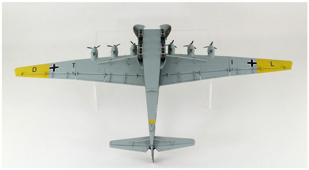 Pit Road SN Series German Air Force Me323 Gigant Transport Plane Plastic Model SN20 1/144 D-1