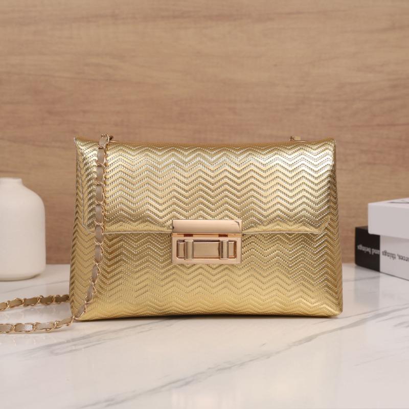 

Embroidered bag women s lis fashion small bag a girl chain bag
