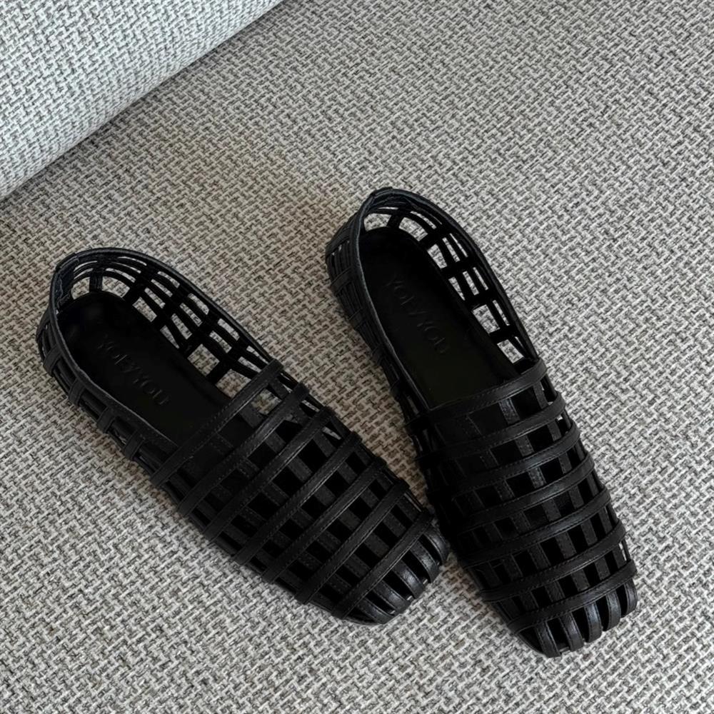 Designer Mesh Hollow Women Sandals Mary Jane Fashion Square Toe Women Flats Shoes New Outside Walking Comfy Women Flats Shoes