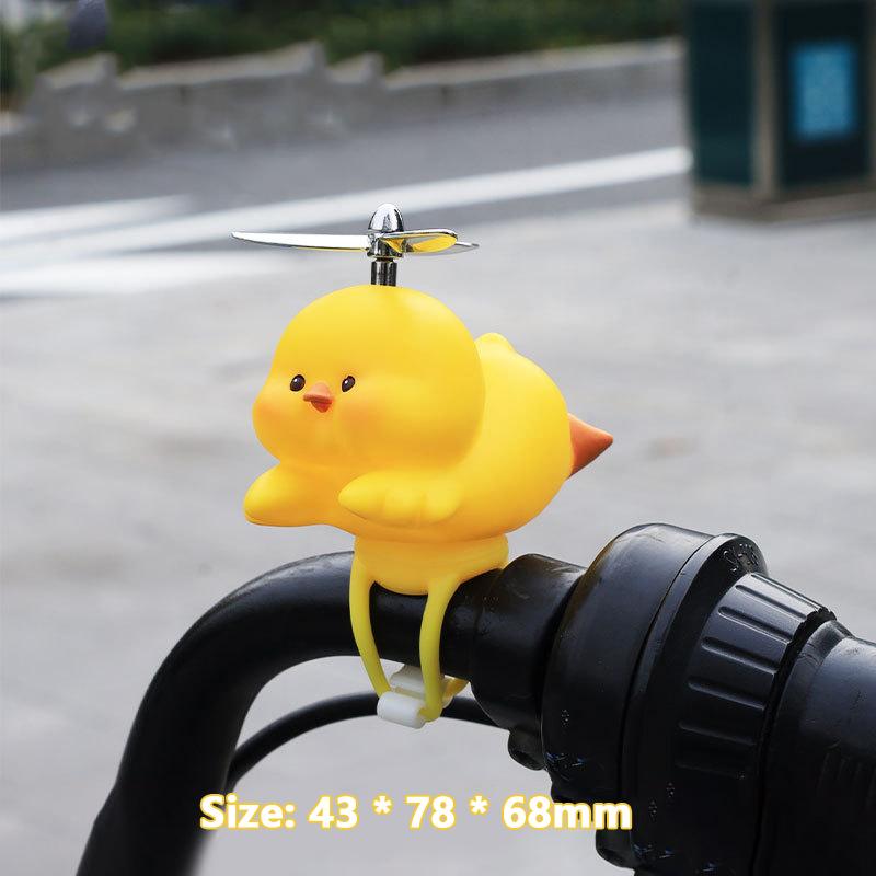 Wind Gebrochenes Fahrrad Niedliches Kleines Rosa Schwein Propeller Windbrechendes Kaninchen Rennrad Motorhelm Fahren Radfahren Dekoration