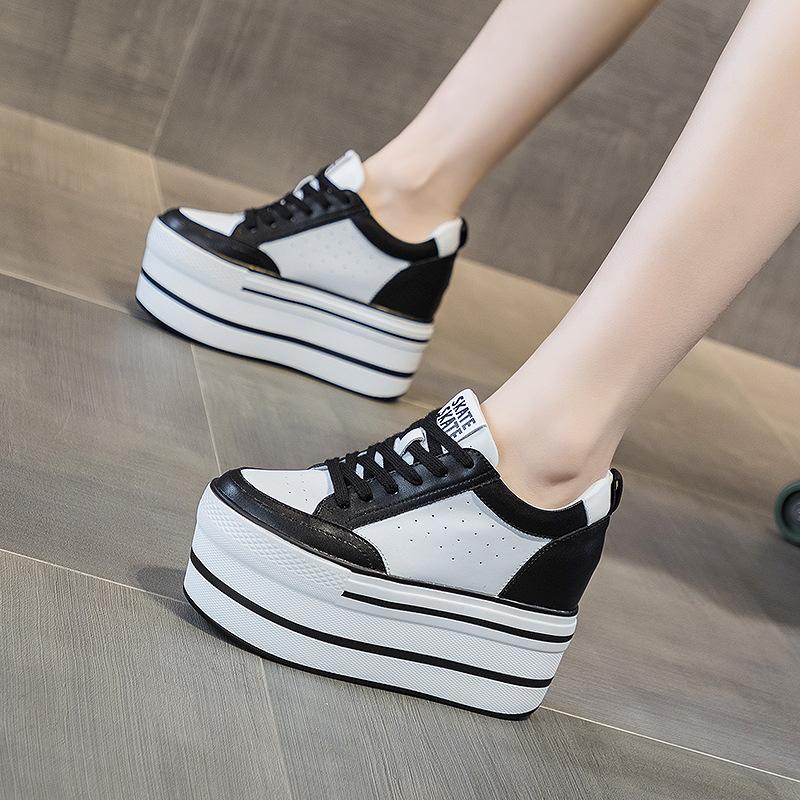 Versatile little white shoes women's spring 2025 new thick-soled inner height increase low-top lace-up round head casual fashion muffin