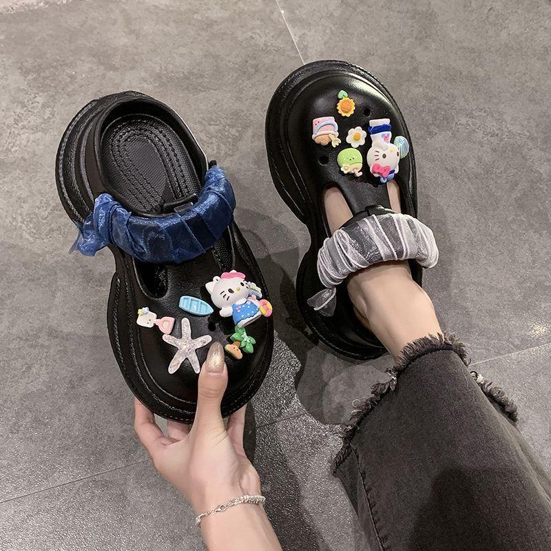 Small Man Heightened Thick-soled Non-slip Lightweight Slippers 2025 Summer Wear Cute Hello Kitty Hole Shoes Women