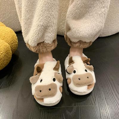 2024 Nouvelles Pantoufles d'Hiver Unisexe Dessin Animé Vache Chaudes en Peluche Pantoufles d'Intérieur Antidérapantes pour Couple Homme et Femme Enveloppantes pour les Orteils Chaussons d'Intérieur en Coton