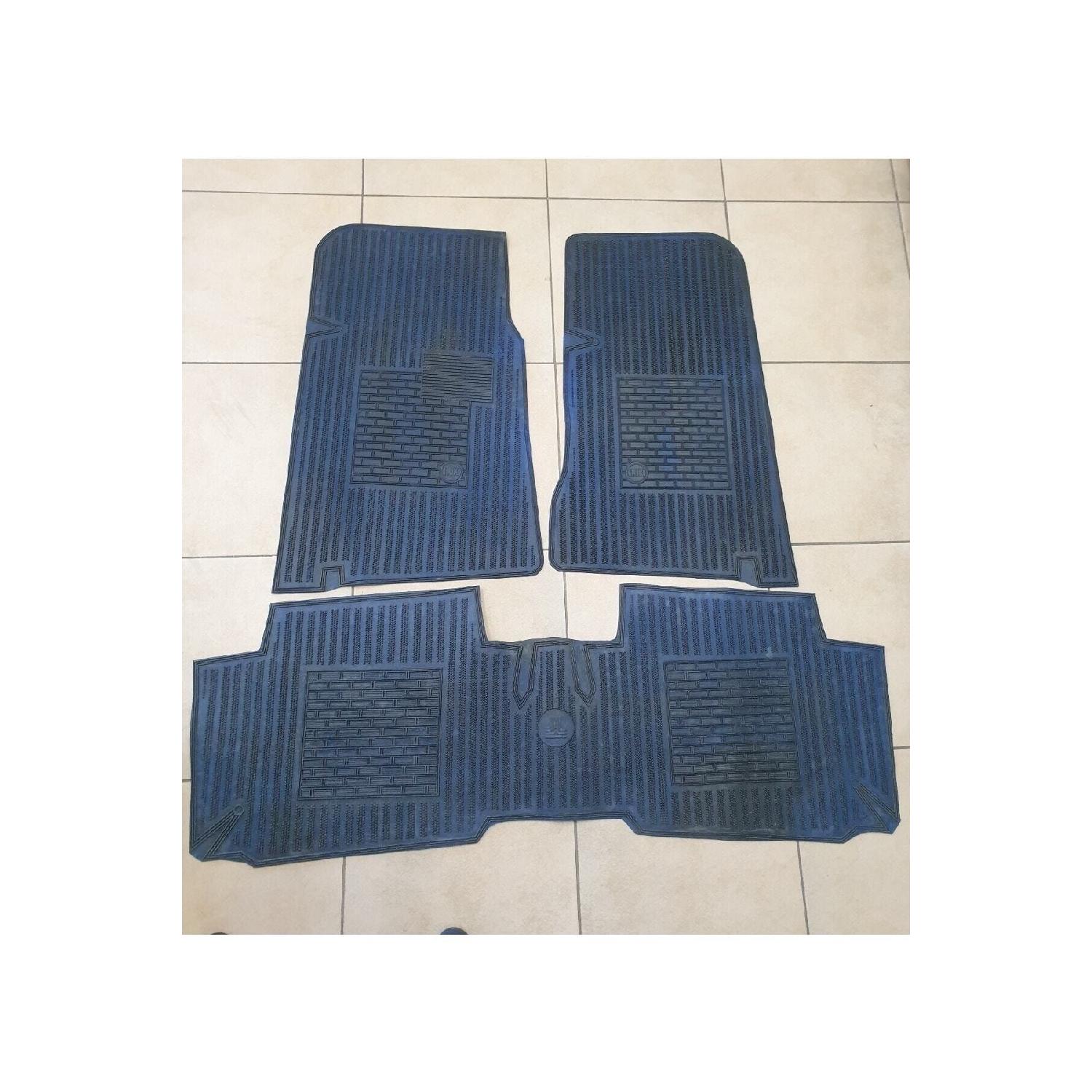 

Комплект оригинальных резиновых ковриков Fiat Tofa Doan Kartal ahin Sere, синий