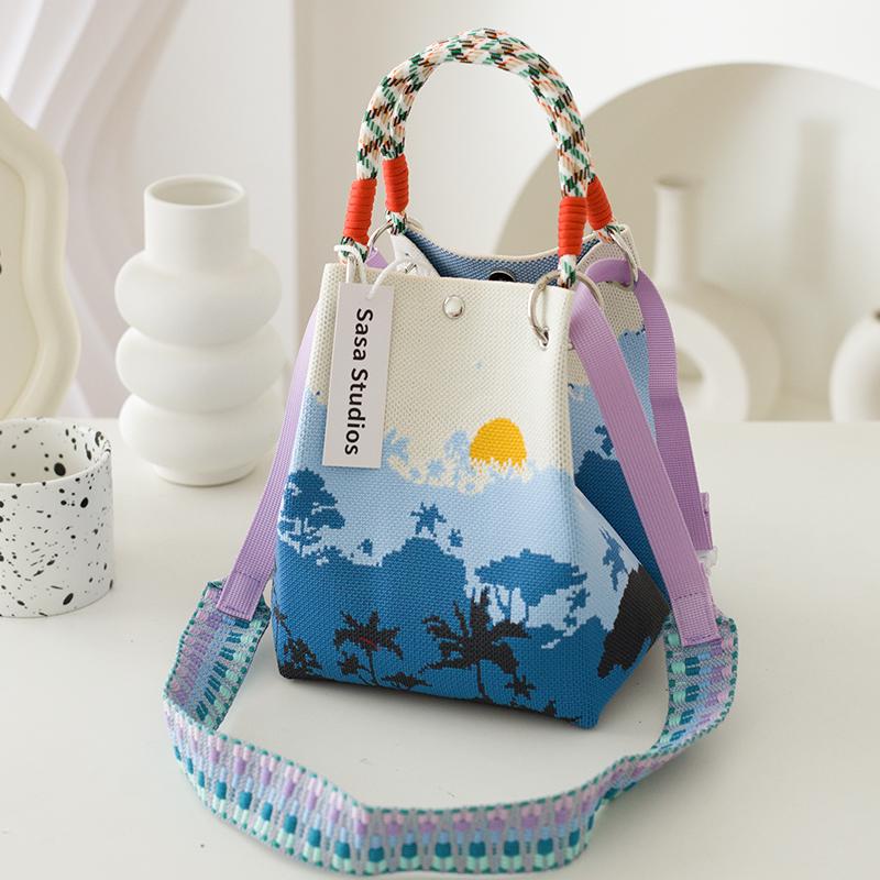 Stilvolle japanisch-koreanische Strickhandtasche: Große Tragetasche & Tragbare Pendel-Quadrat-Tasche