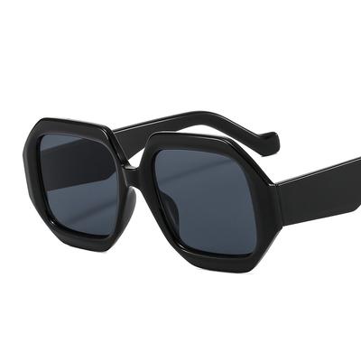 Brillen en accessoires – Zonnebrillen