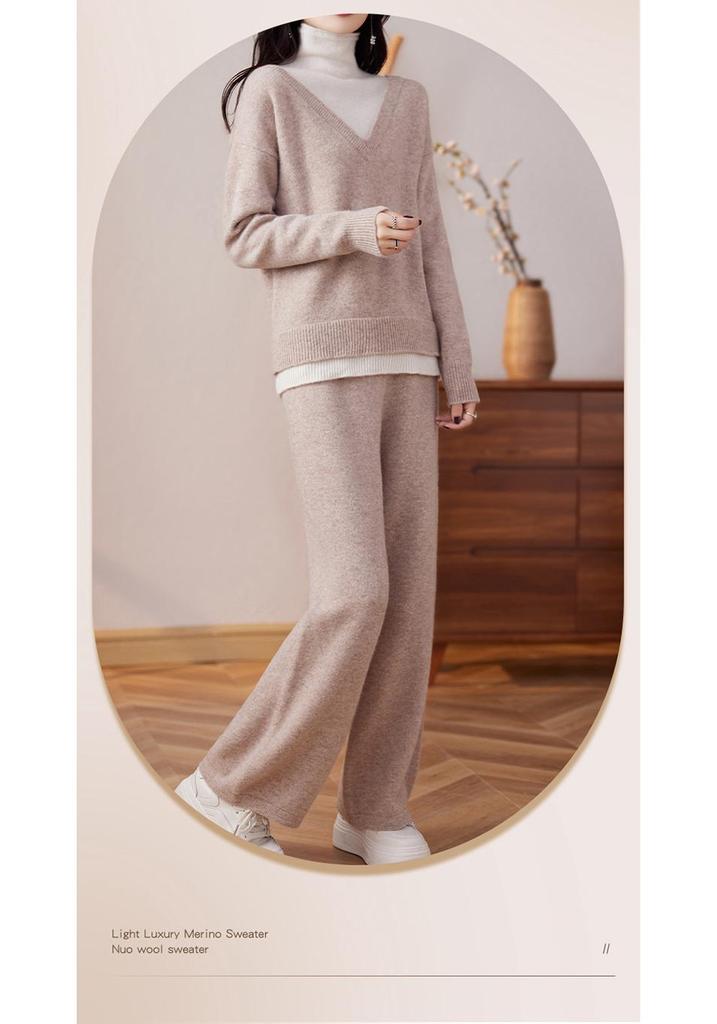 Color-Block Women's Wool Two-Piece Set: High Neck Sweater & Wide-Leg Pants with Faux Collar, Autumn/Winter 2023 Collection