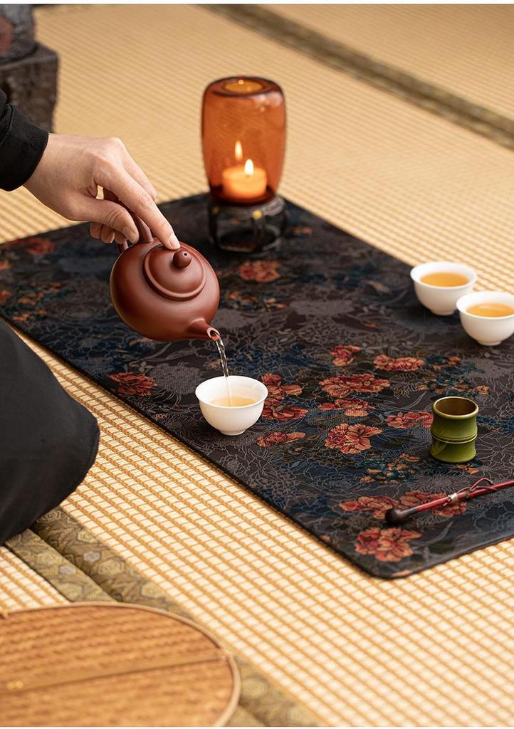 High-End Xiangyun Silk Zen Tea Mat: Waterproof Jacquard Tablecloth & Retro Runner
