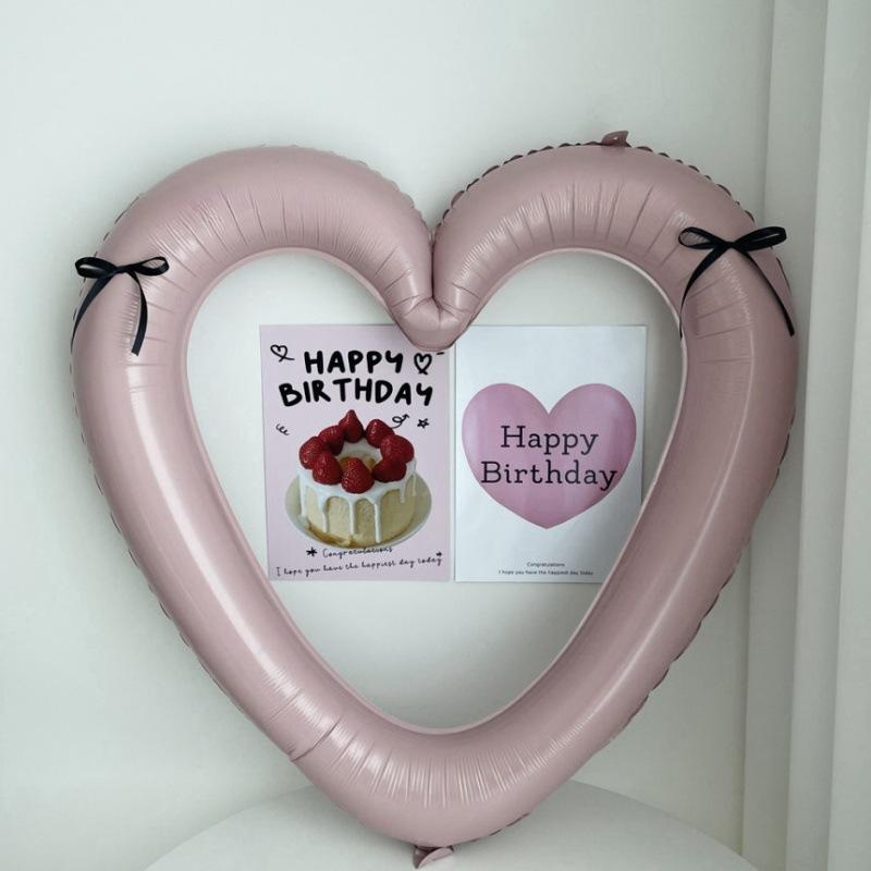 Grattis på födelsedagen Hjärta Fotoram Ballong med Rosettklistermärken Flickvän Födelsedagskalas Fotorekvisita Bröllopsballongdekoration